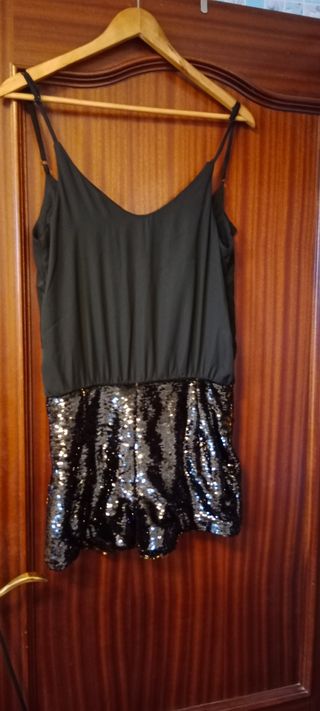 pantalón corto con lentejuelas