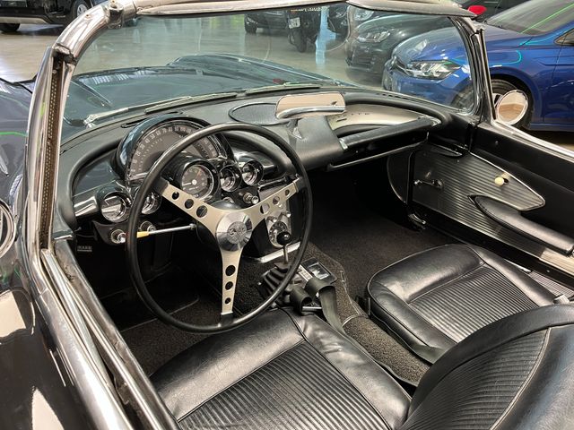 CORVETTE CORVETTE C1 1961 CONVERTIBLE
