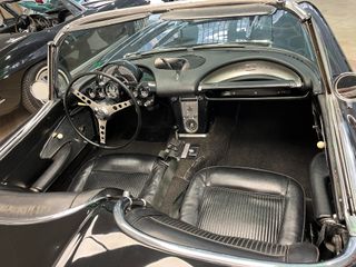 CORVETTE CORVETTE C1 1961 CONVERTIBLE