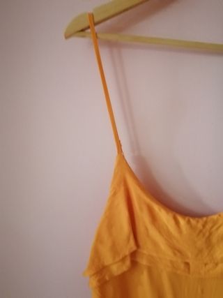 Vestido short naranja. Talla M. Easy Wear.Etiqueta