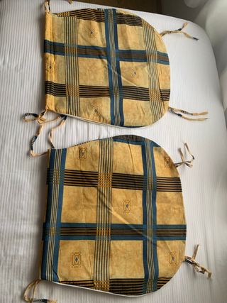 DOS FUNDAS DE COJIN COMPLETO