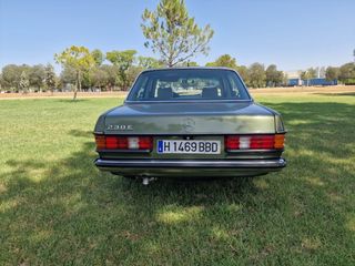 Mercedes-Benz 230e 1982