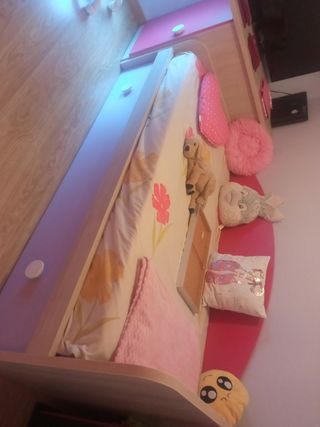 dormitorio juvenil de niña