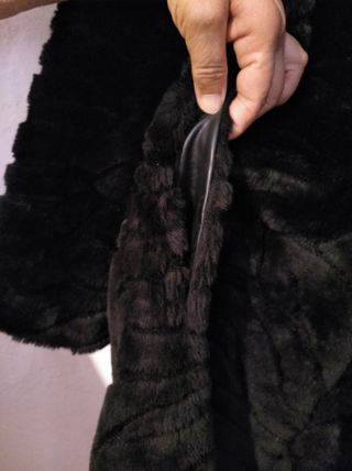 abrigo de Muton negro