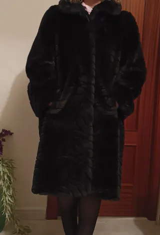 abrigo de Muton negro