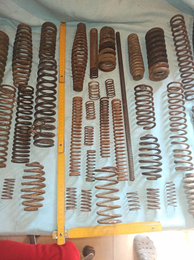 Lotto stock molle moto epoca italiana