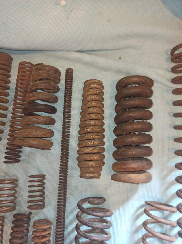 Lotto stock molle moto epoca italiana