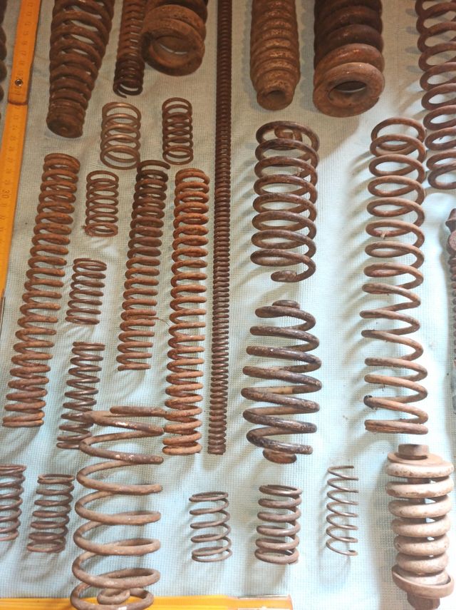 Lotto stock molle moto epoca italiana