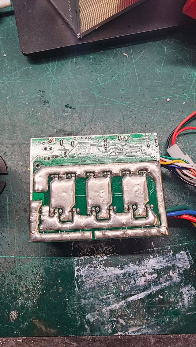 Shunt y refuerzo de pistas