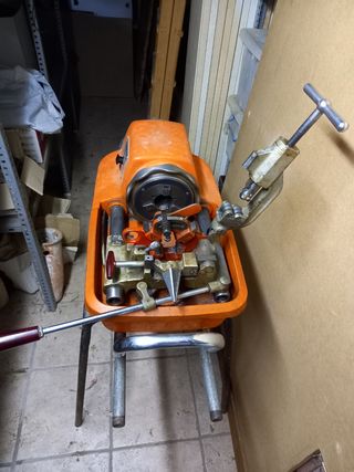 Máquina de roscar VIRAX