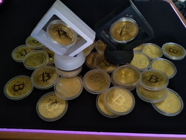 Monedas Bitcoin Decoración con soporte