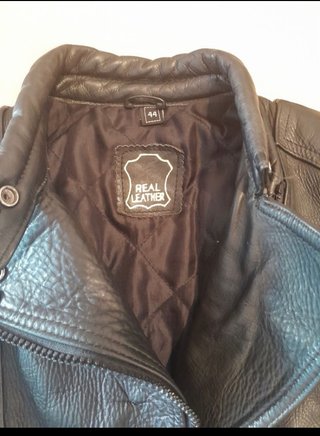 traje moto cuero