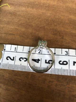 Anillo de plata y esmeralda