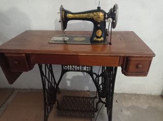 Máquina de coser Singer