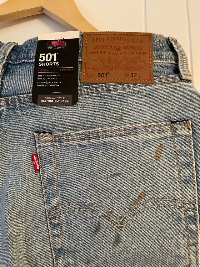 Pantalón vaquero corto