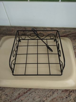 Botellero negro  de kea Servilletero forja