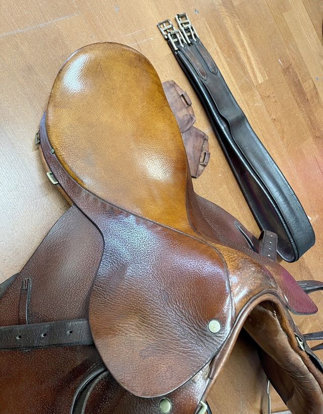 Silla de montar Inglesa de piel autentica Marron