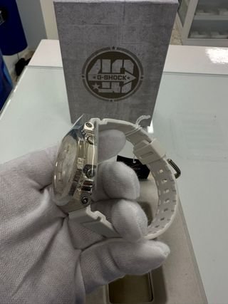 CASIO G SHOCK GM-S2140GEM 40TH LTD