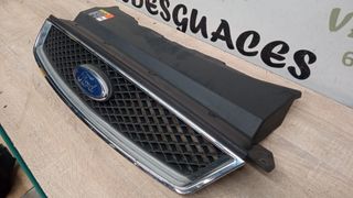 Rejilla/Calandra+tapa superior Ford Focus II 2007
