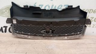 Rejilla/Calandra+tapa superior Ford Focus II 2007