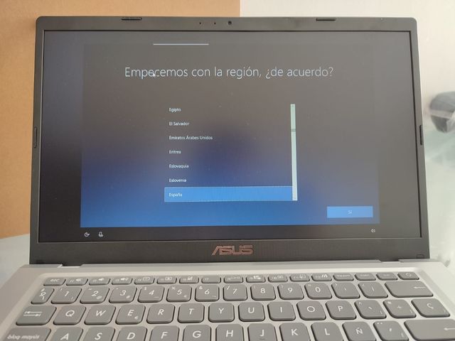 Ordenador ASUS F415J