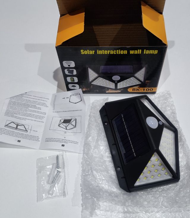 Lámpara LED solar para terraza