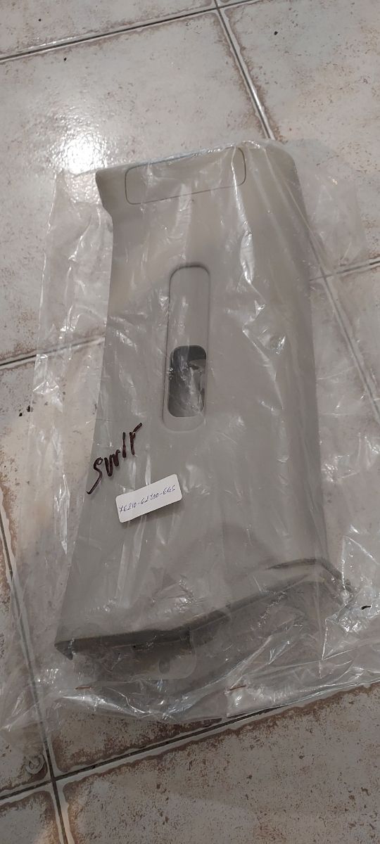 Moldura Pilar Suzuki Swift 3 NUEVO Y ORIGINAL