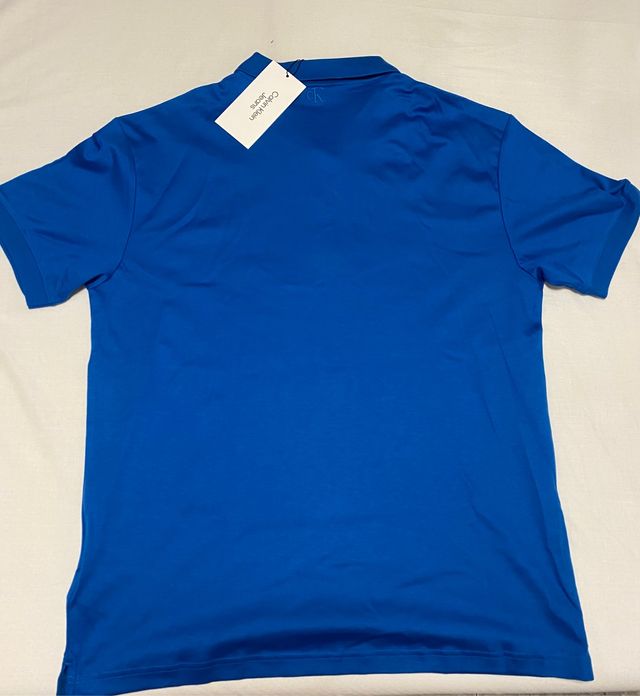 Polo a Estrenar Calvin Klein Talla L