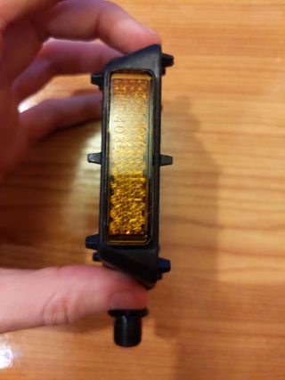 Pedal derecha BMX Grip 520 Decathlon