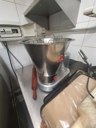 631213000 deja wasap montadora de nata industrial