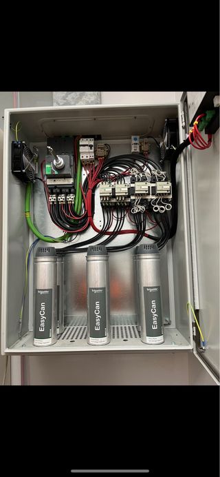 Electricista 648136880