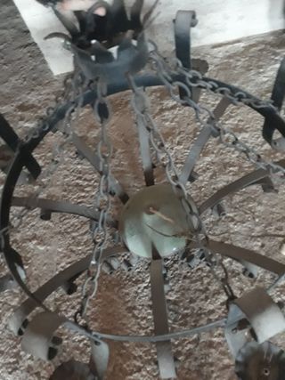 lámpara de forja auténtica