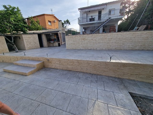 PAVIMENTO IMPRESO fachada