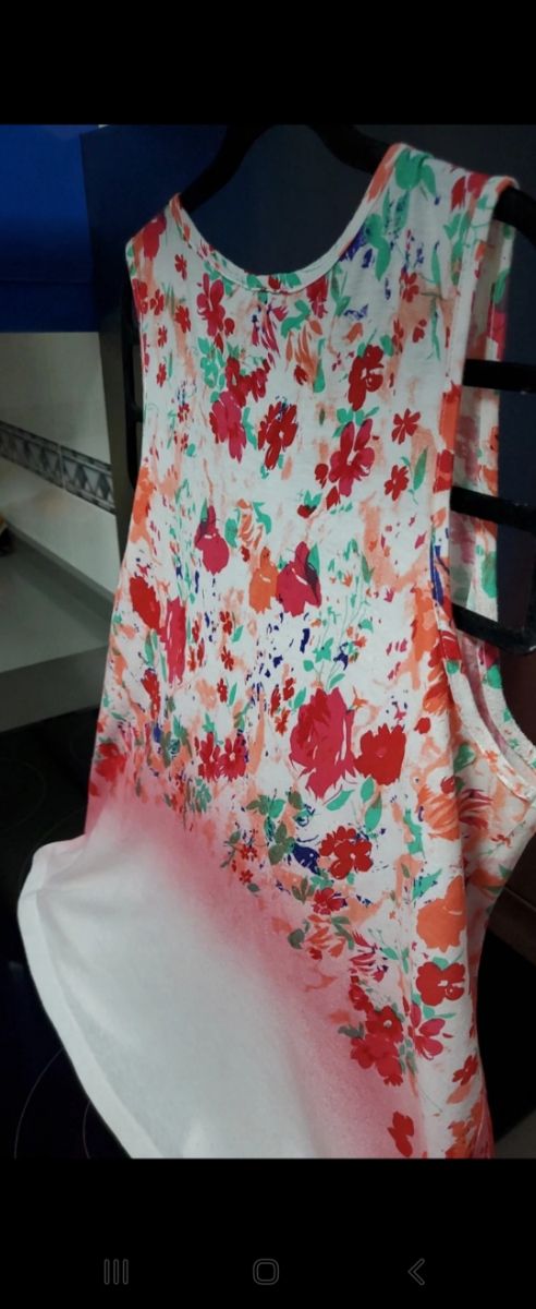 Bonita camiseta mujer de Adolfo Domínguez talla L