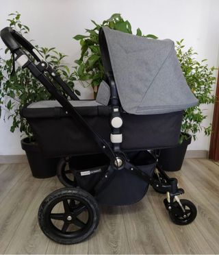 Bugaboo Camaleon 3 . Chasis total black