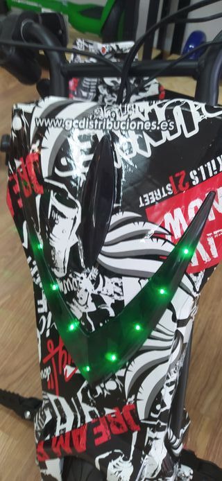 Triciclo Eléctrico 250w/300w Drifr Trike White Mix