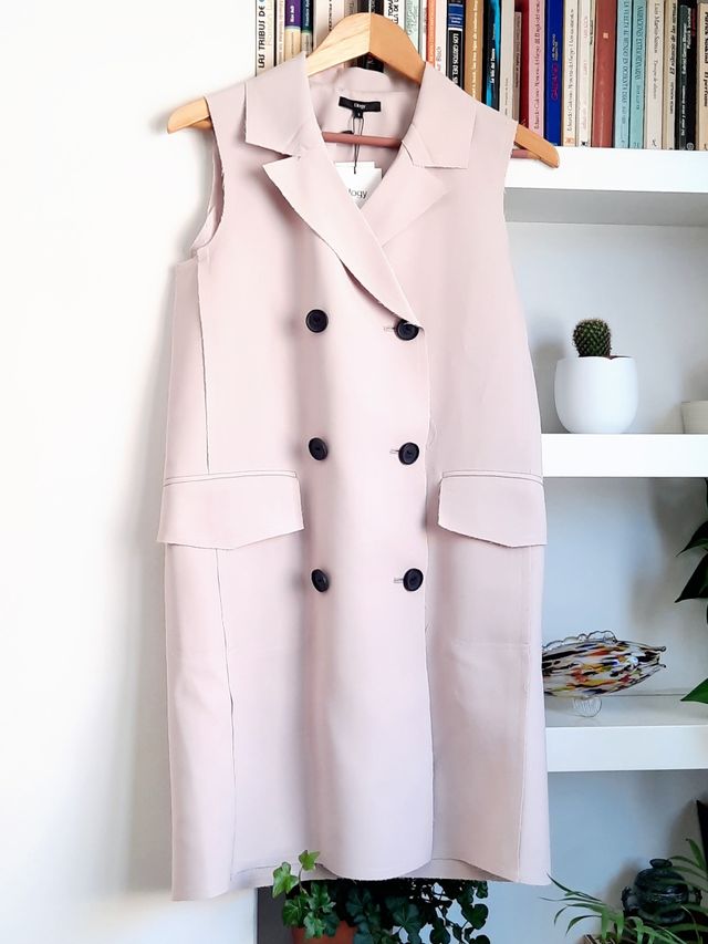 Vestido rosa de Elogy