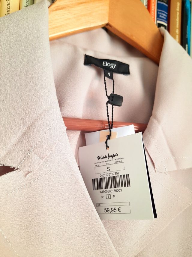 Vestido rosa de Elogy