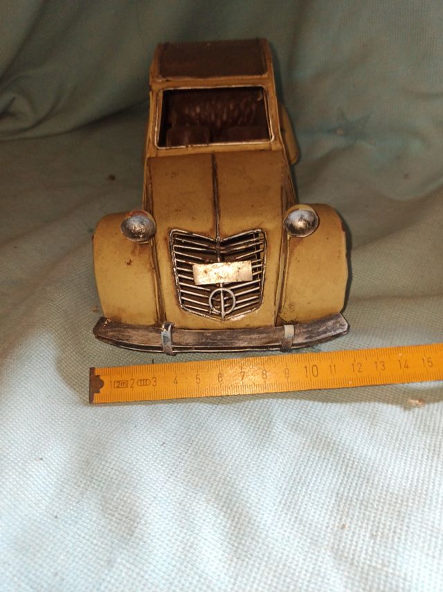 Citroen 2cv in latta smaltata
