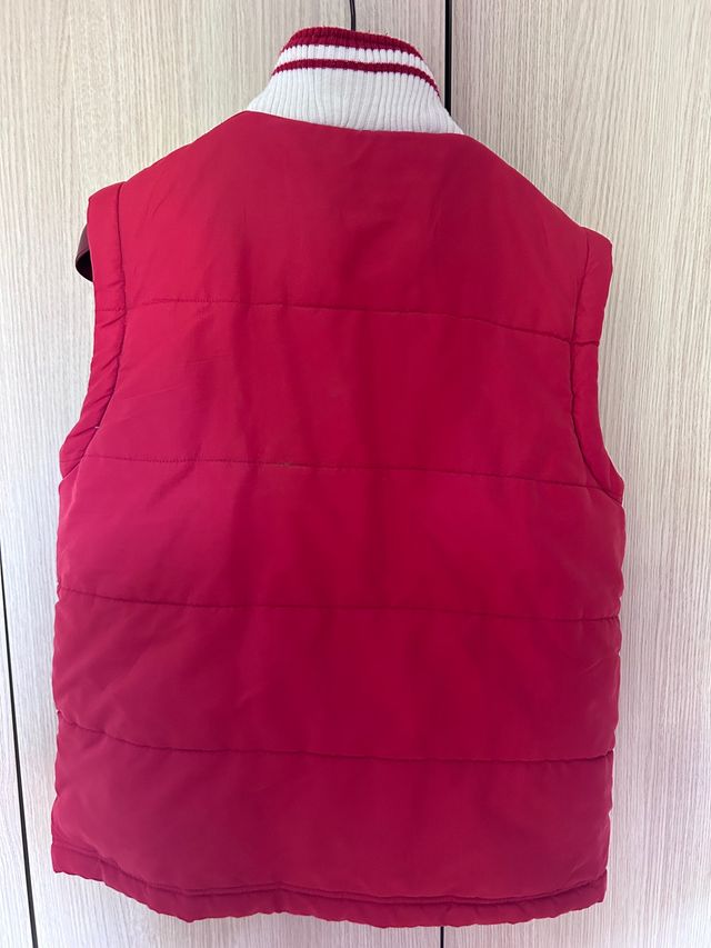 Chaleco acolchado niño. Aproximada talla 14