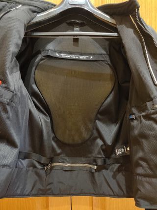 Chaqueta Tornado 3 de REVIT talla M