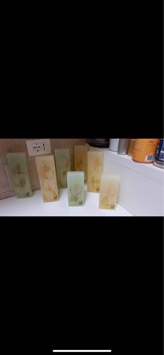 Candele grandi nuove insieme