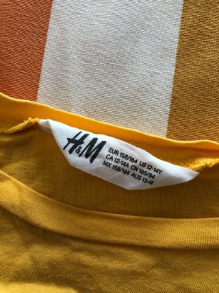 Camiseta mostaza