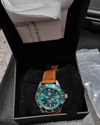 Tecnotempo automático sumergible200mts, seiko nh35