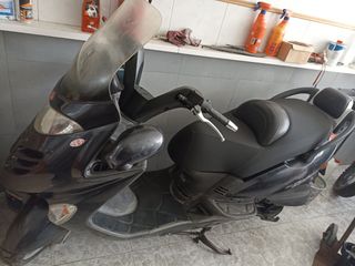 Kimco Grand Dink 125