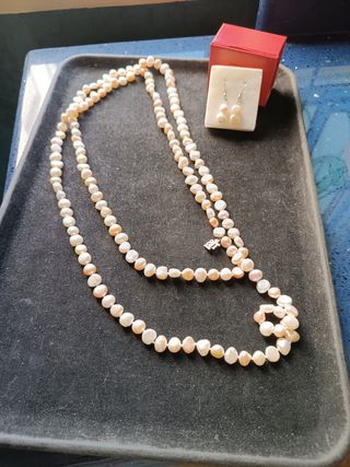 COLLAR Y PENDIENTES 