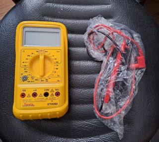 Multimetro digital 