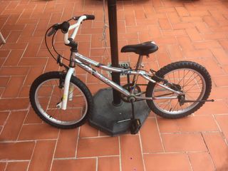 Bicicleta junior Monty.