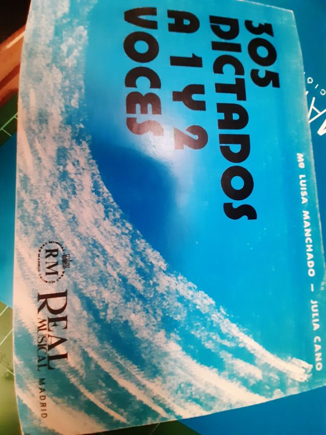 305 dictados a 1 y 2 voces