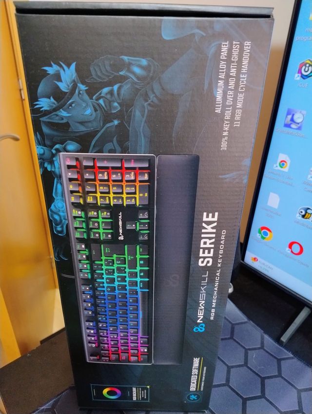 teclado mecanico Newskill serike
